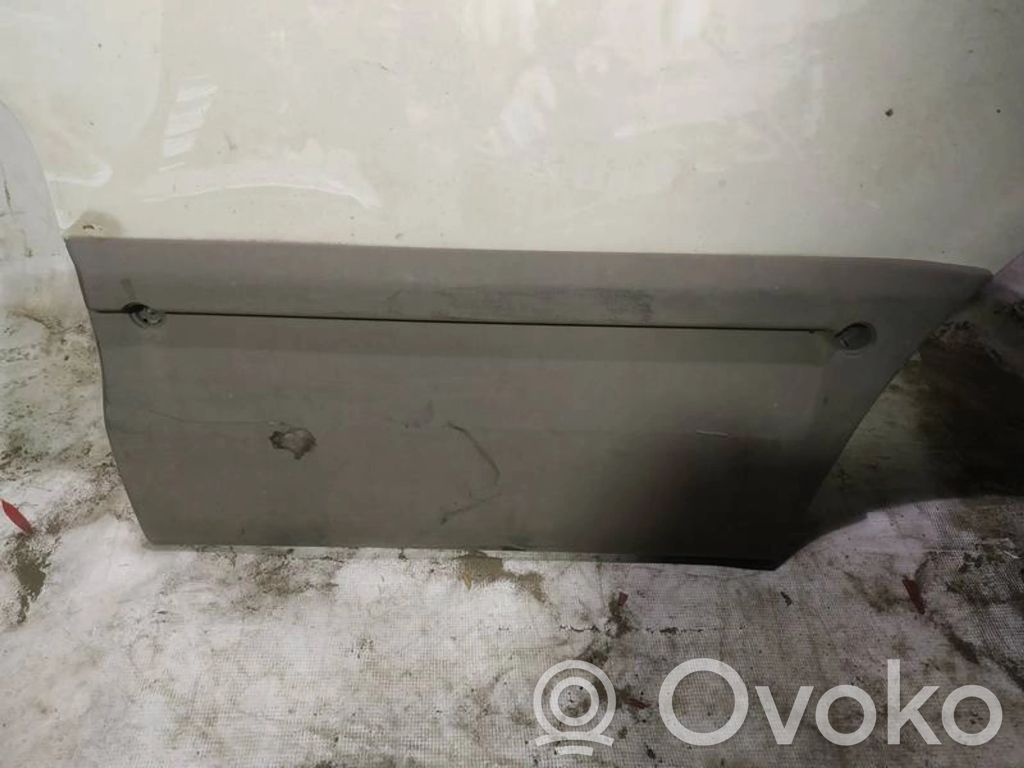 Moulure de porte avant