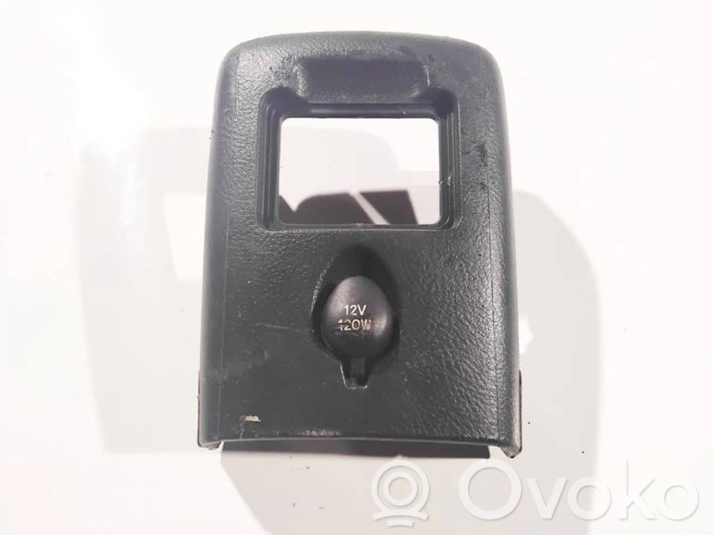 Toyota Avensis T250 Altra parte interiore 