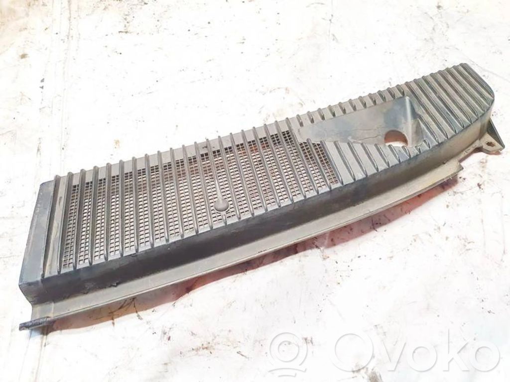 Opel Kadett E Wiper trim 