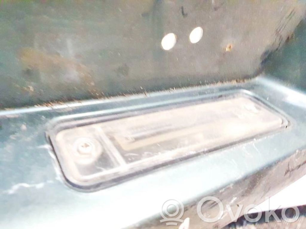 Mazda Xedos 9 Éclairage de plaque d'immatriculation