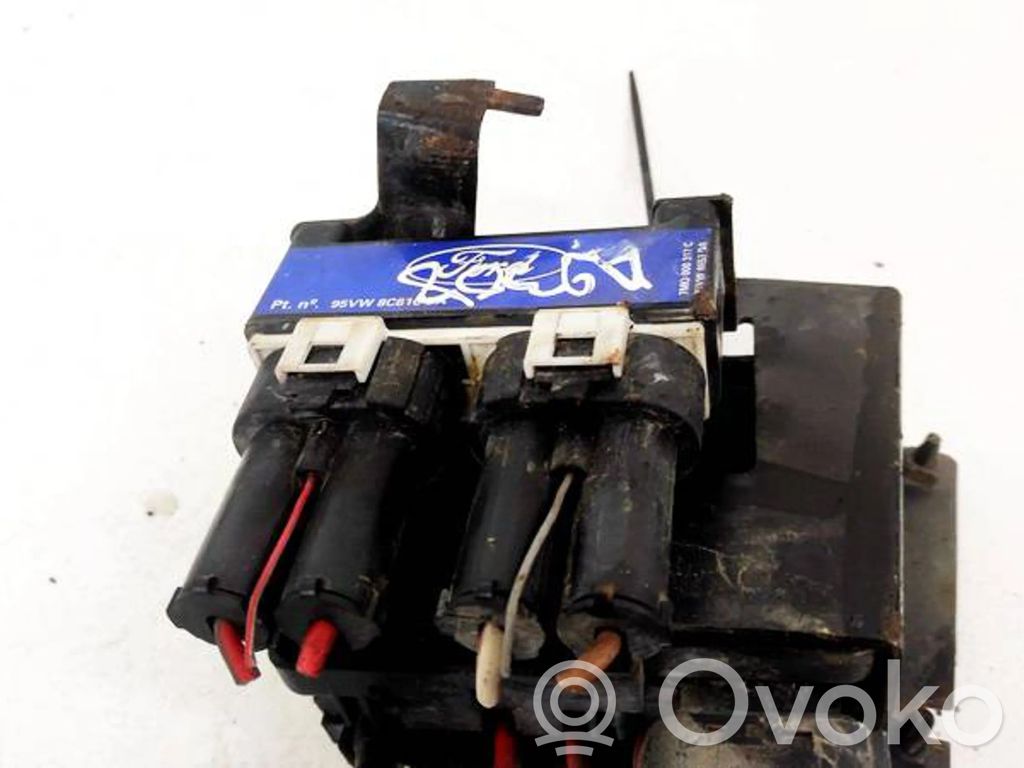 Relais Kühlerlüfter   95VW8C616BA,95VW8C616BA