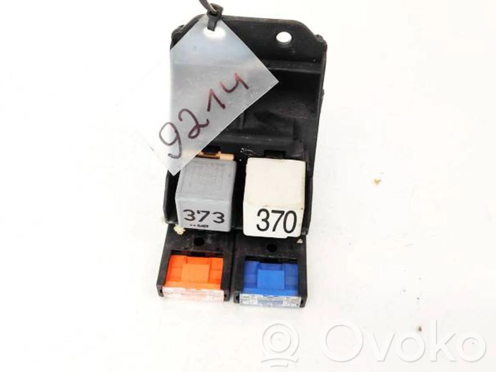 Audi A6 S6 C6 4F Boîte à fusibles