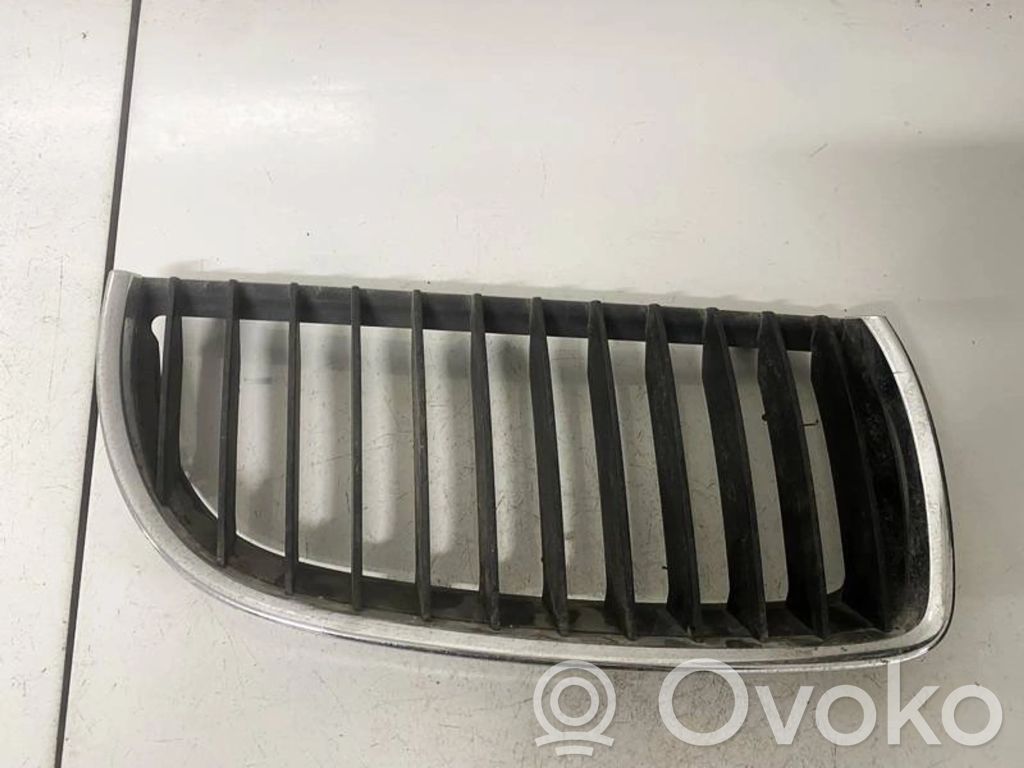 Atrapa chłodnicy / Grill   22405910,22405910,22405910,22405910