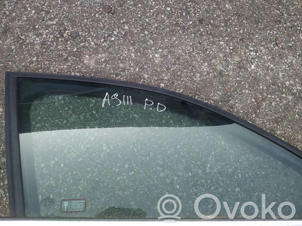 Audi A4 S4 B6 8E 8H Vetro del finestrino della portiera anteriore - quattro porte 