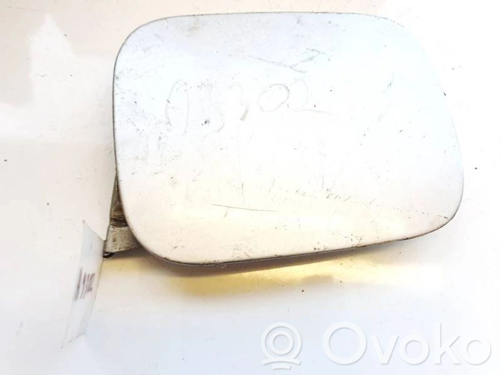 Audi A6 S6 C5 4B Polttoainesäiliön korkki