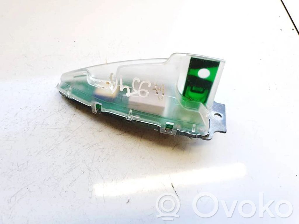 Antenne GPS   697231102,697231102,1682752,697231102,697231102
