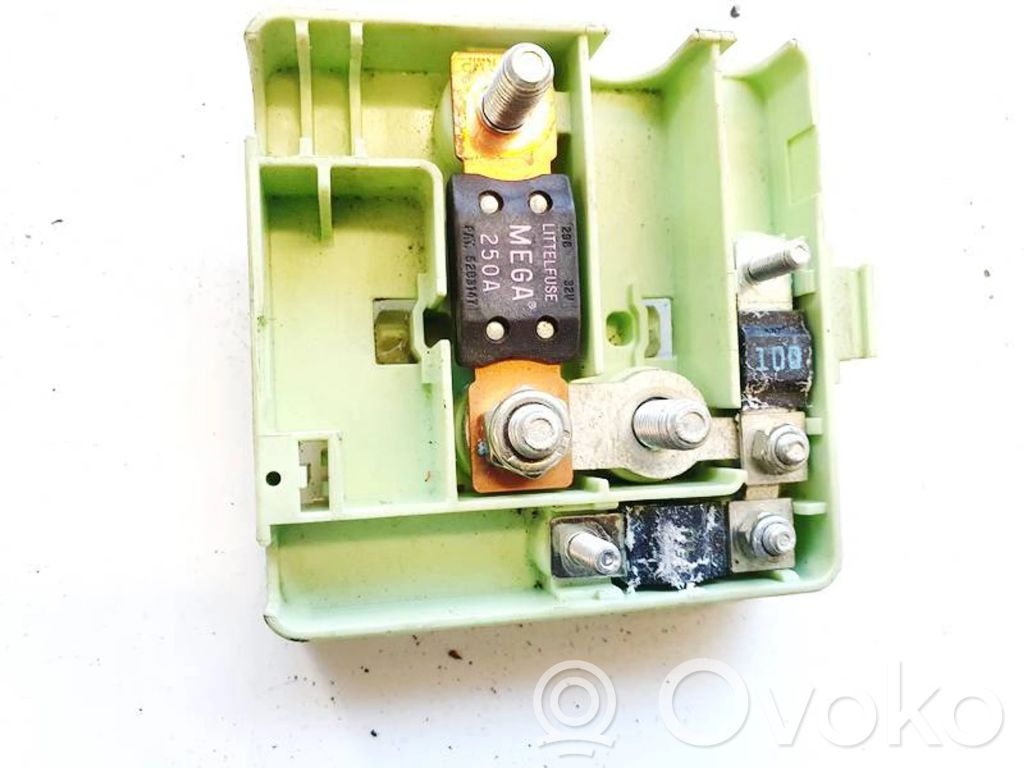 BMW X3 E83 Fuse box set 