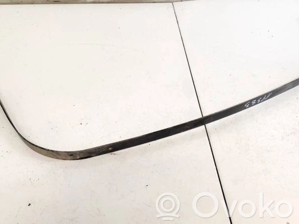 Volkswagen PASSAT B5 Sangle de réservoir de carburant