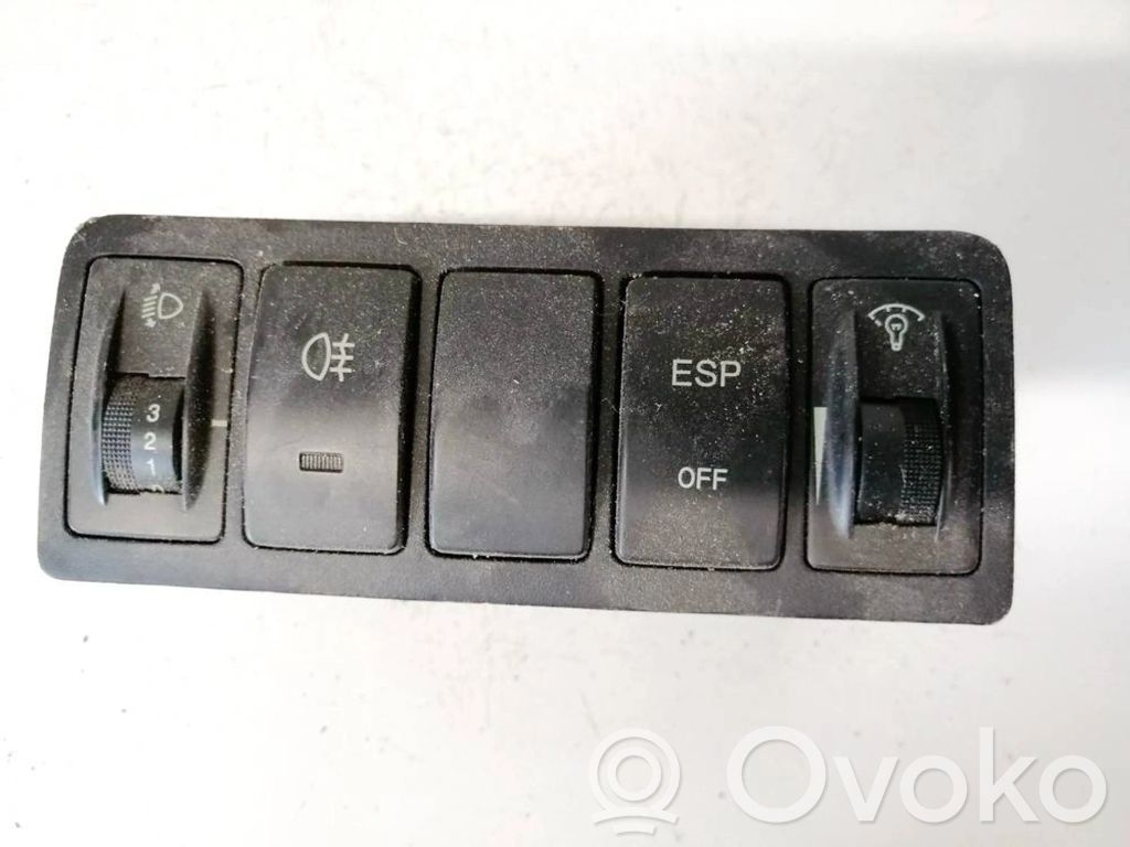 Interruptor de luz   933003K390,933003K390,933003K390,933003K390