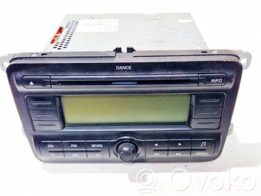 Skoda Fabia Mk2 (5J) Panel / Radioodtwarzacz CD/DVD/GPS 