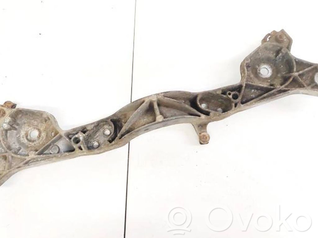 Engine mounting bracket   340462104,340462104,340462104,340462104