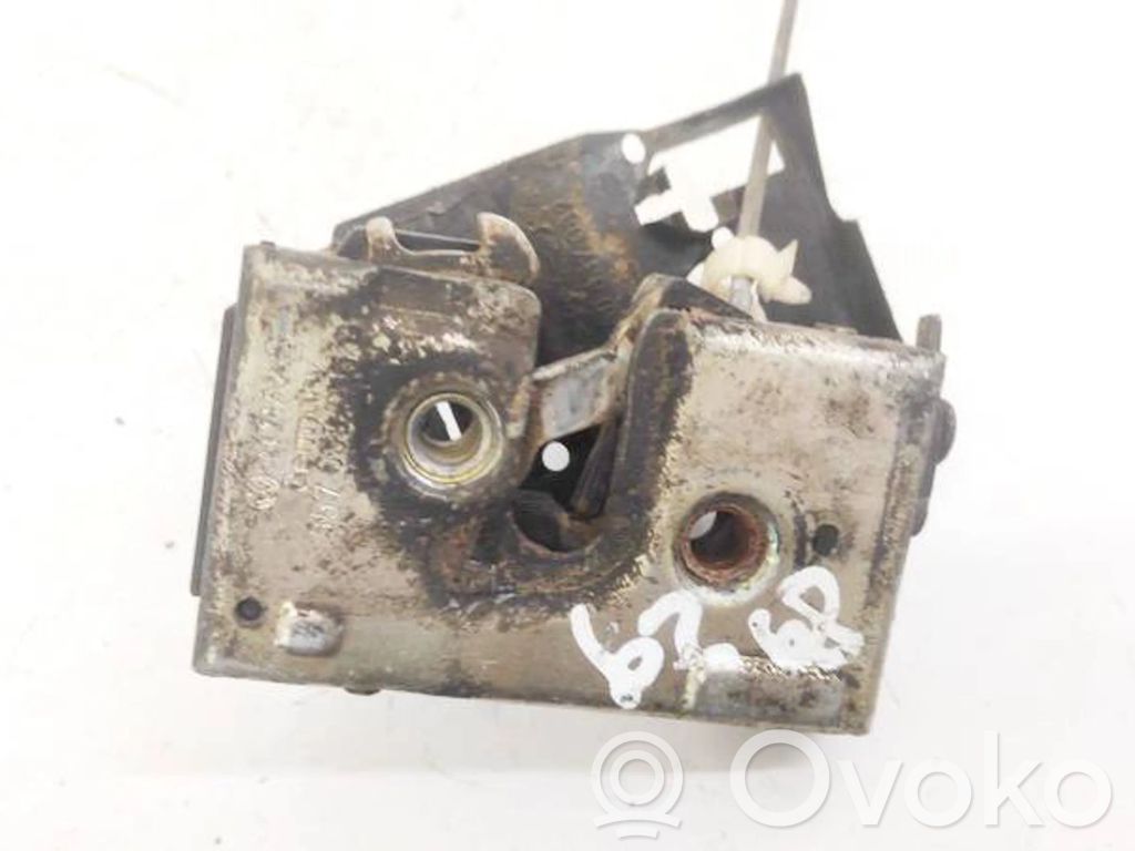 Volkswagen PASSAT B4 Încuietoare ușă spate