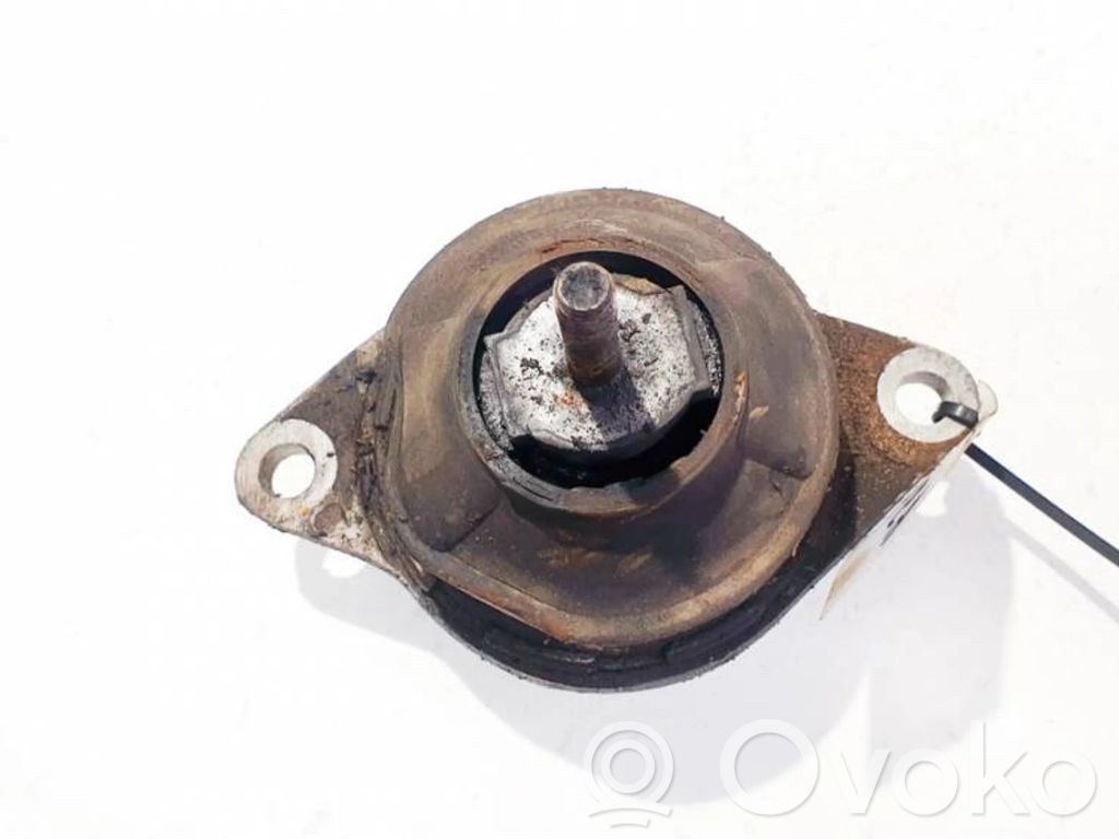 Audi 100 200 5000 C3 Engine mount bracket 