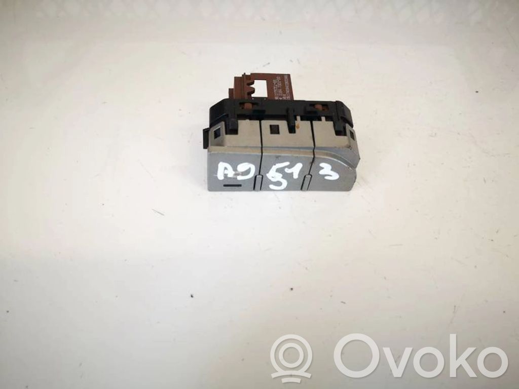 Citroen C5 Central locking switch button 