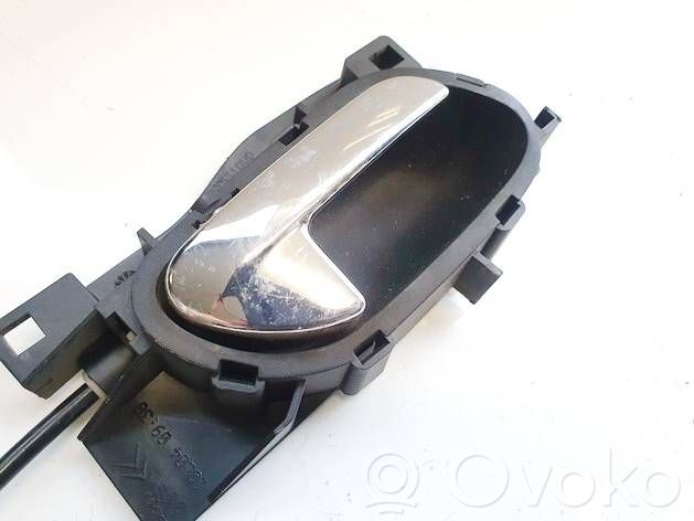 Citroen C4 I Manecilla interna puerta delantera 