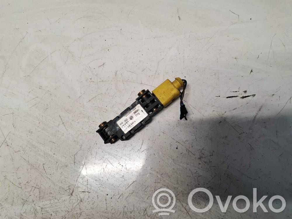 Airbagsensor Crashsensor Drucksensor   8E0959643,8E0959643