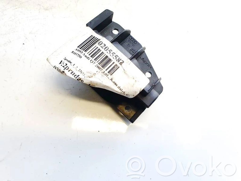 Audi Q7 4L Muu ulkopuolen osa 