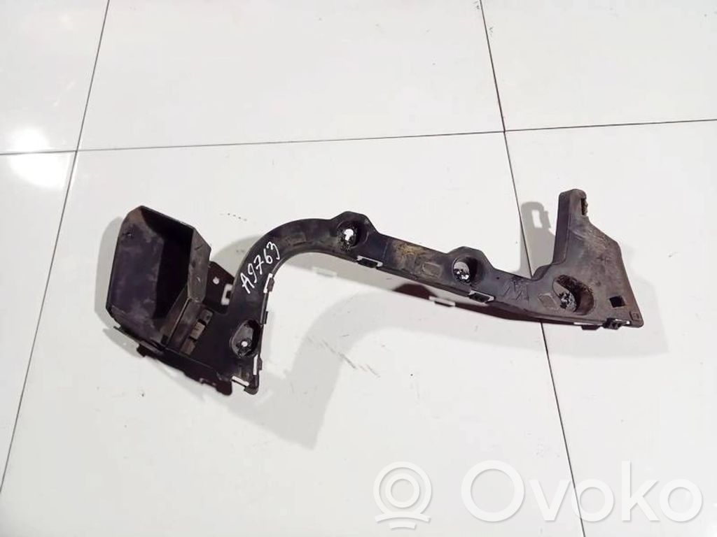 Ford Focus Suport montare bară spate 