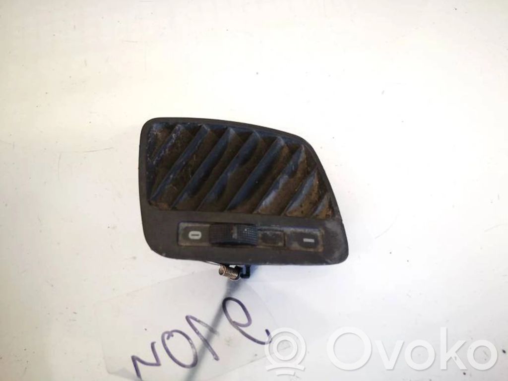 Grilă ventilație centrală   4B0819793,4B0819793
