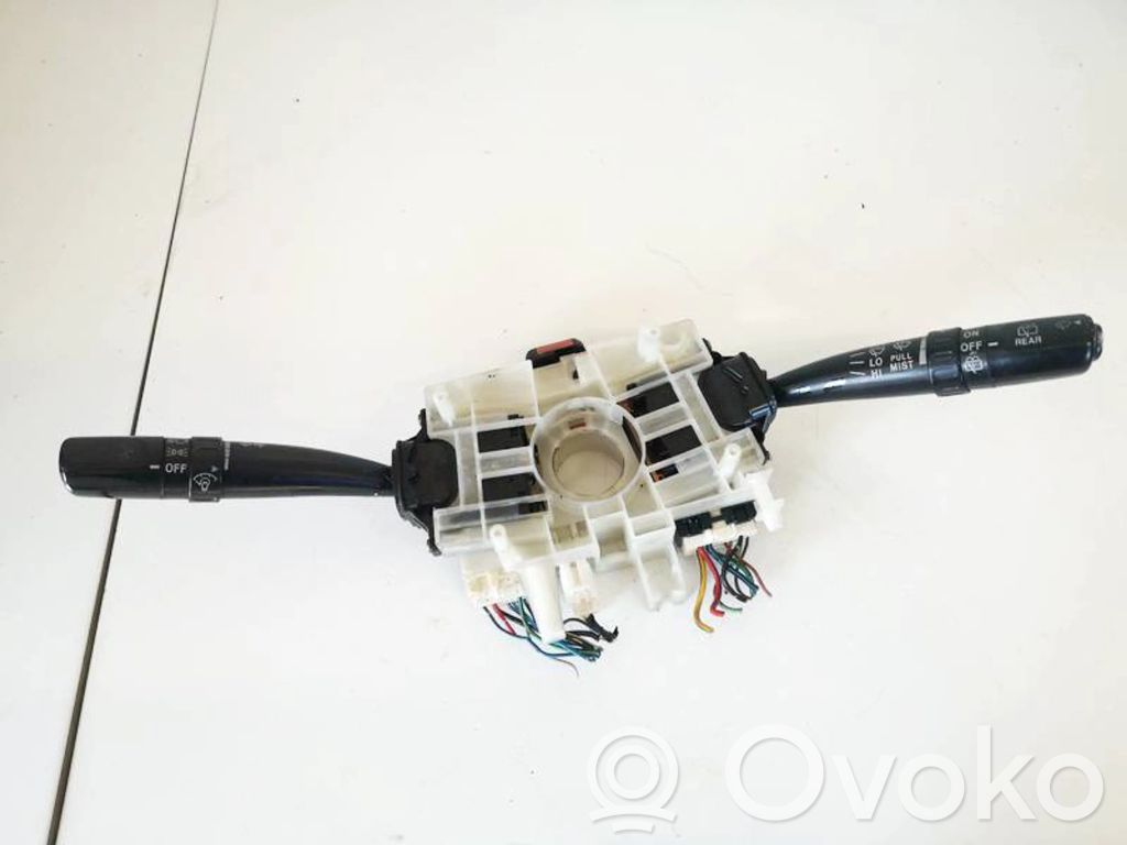Subaru Legacy Leva/interruttore dell’indicatore di direzione e tergicristallo