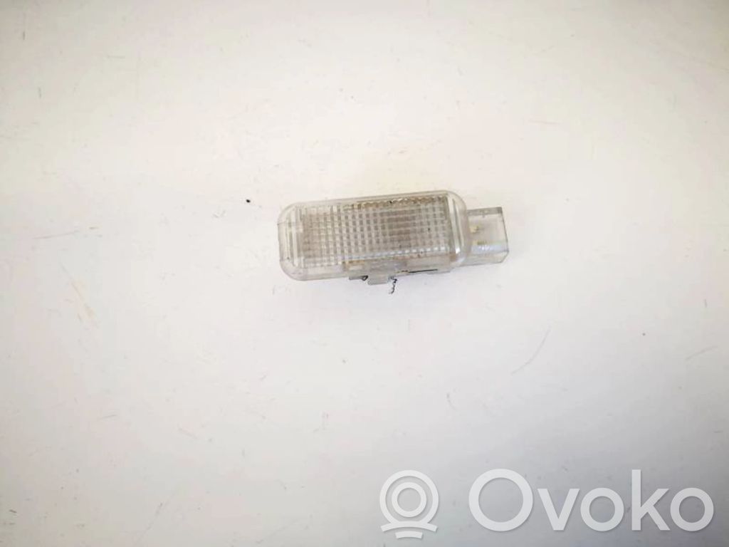 Audi A6 S6 C5 4B Alte lămpi de interior 