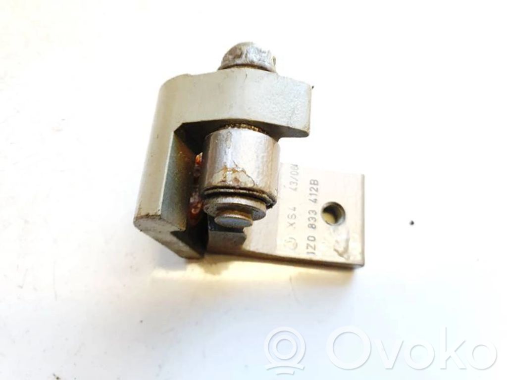 Skoda Octavia Mk2 (1Z) Cerniera inferiore della portiera posteriore