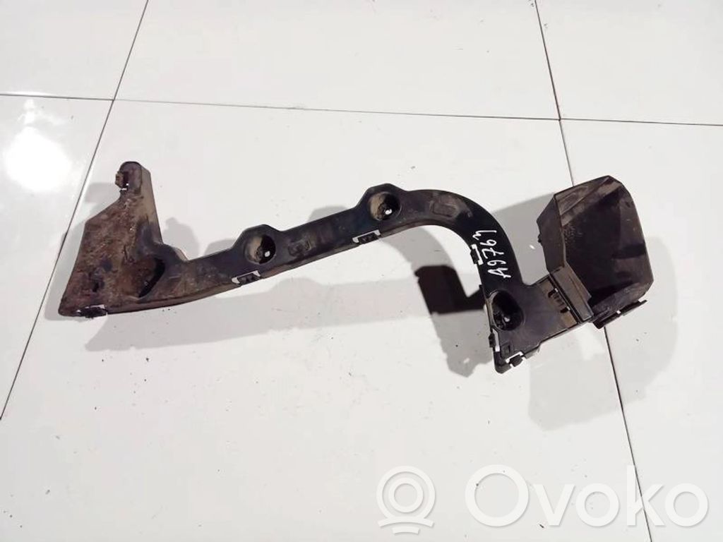 Ford Focus Suport montare bară spate 