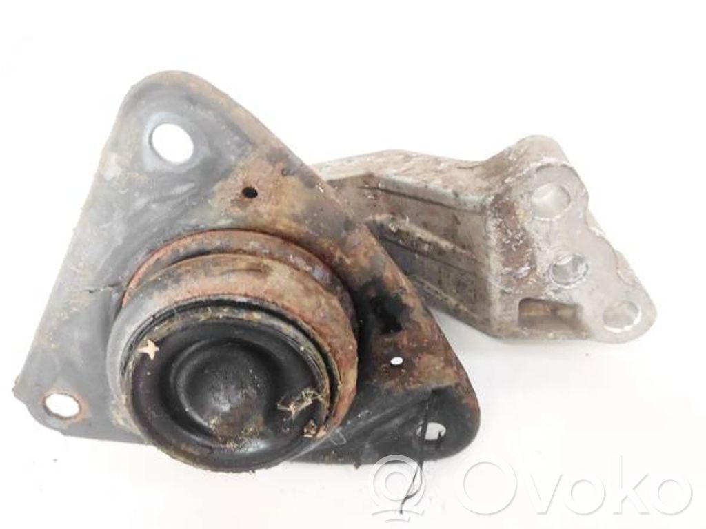 Soporte de montaje del motor