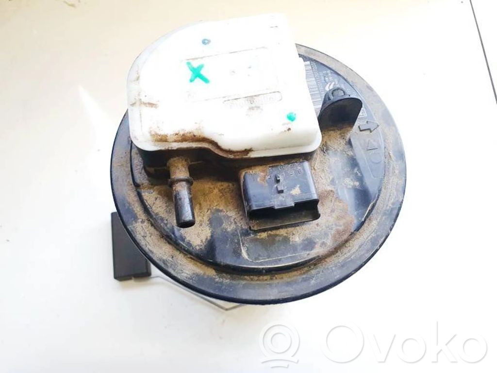 Volkswagen Touran I Bomba interna de combustible 
