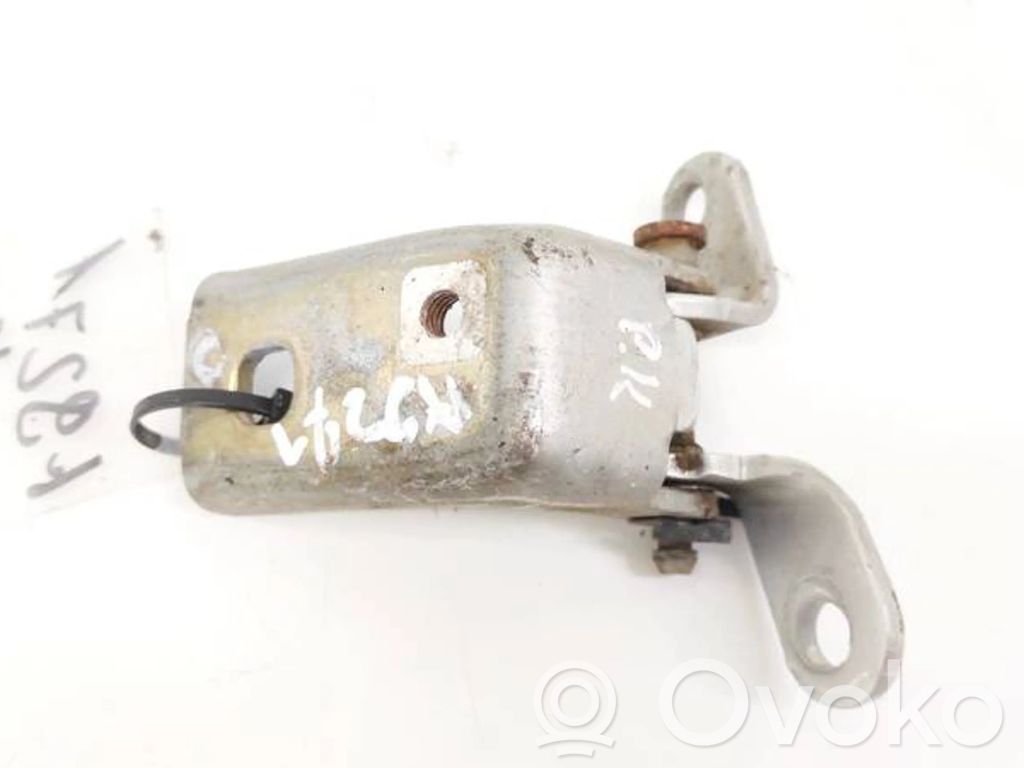 Ford Mondeo Mk III Front door upper hinge 