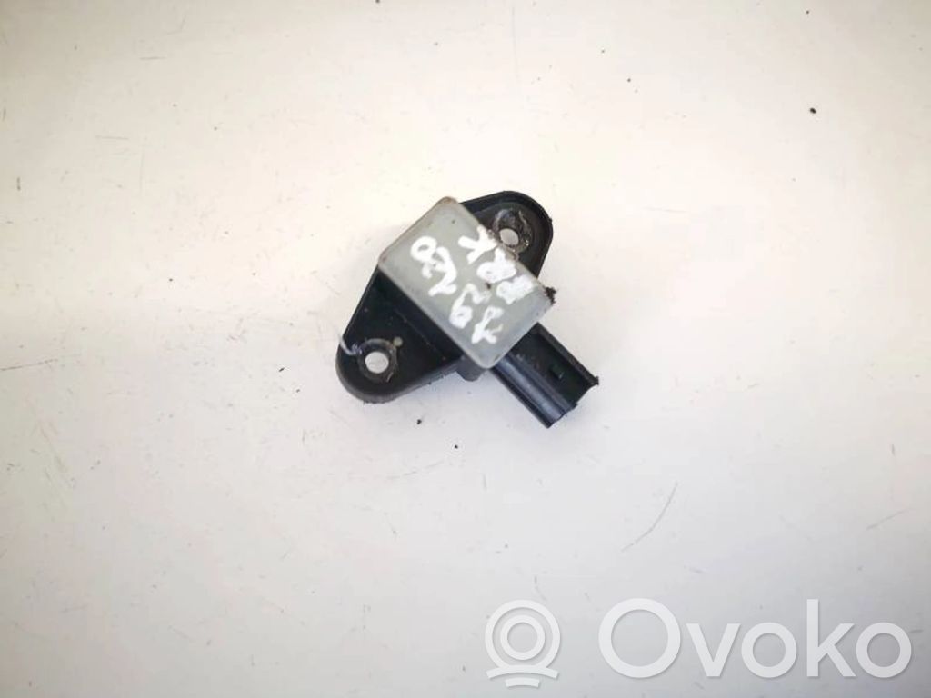 Skoda Superb B6 (3T) Senzor impact/declanșare airbag 
