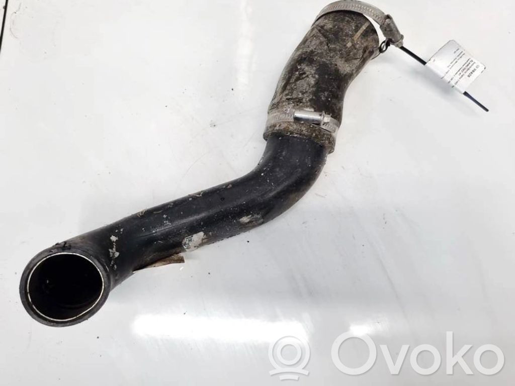 Land Rover Freelander 2 - LR2 Tube d'admission de tuyau de refroidisseur intermédiaire