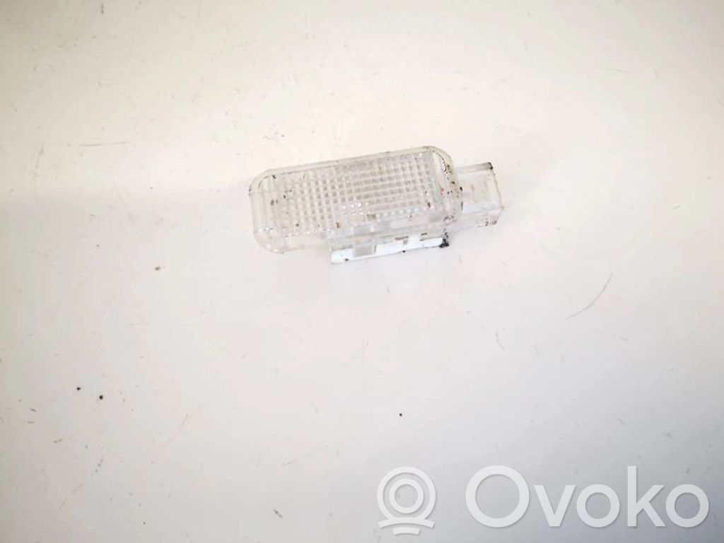 Otras luces interiores   8D0947415,8D0947415
