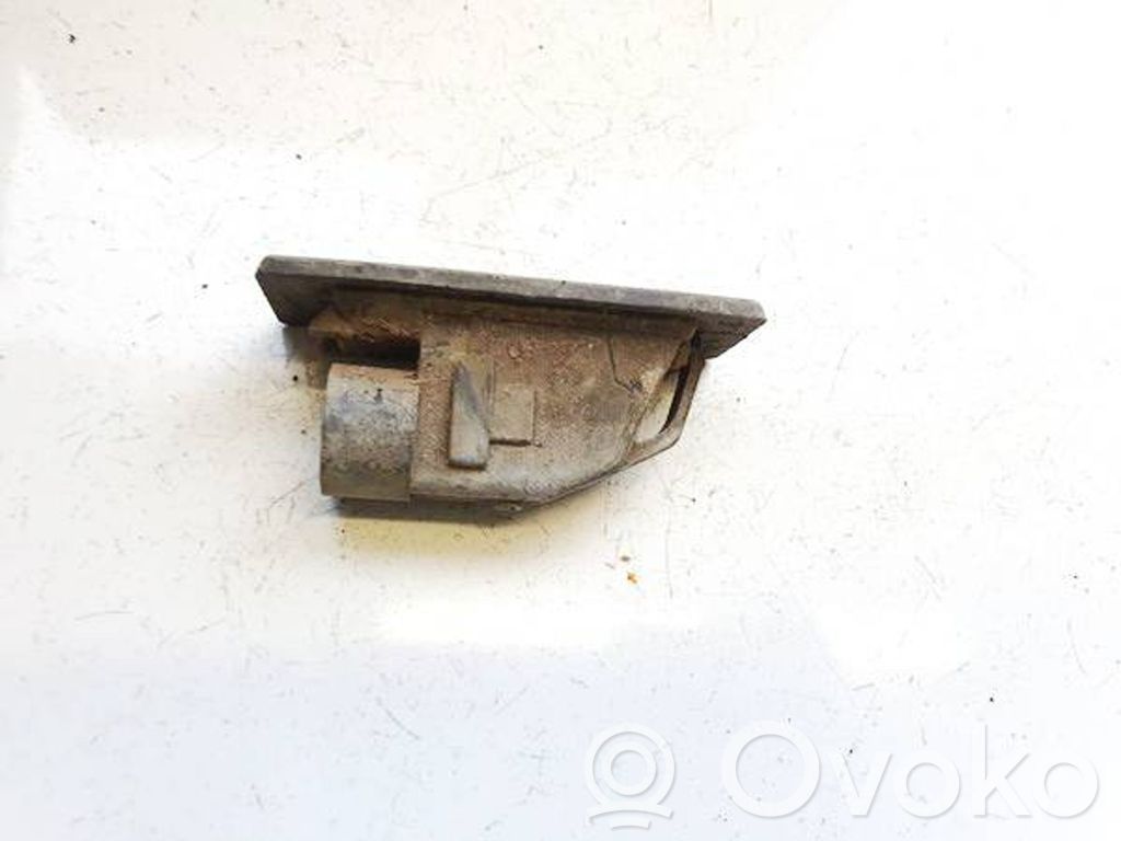 Lampa oświetlenia tylnej tablicy rejestracyjnej   E91559,E91559