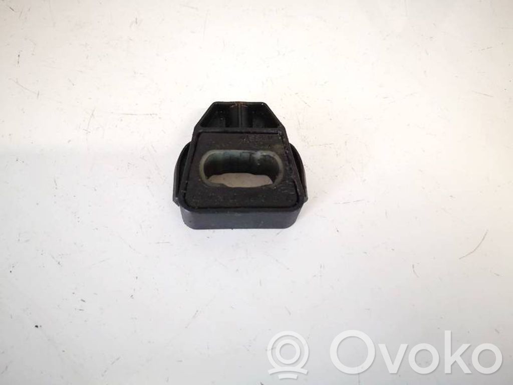 Volkswagen Golf IV Suport radiator 