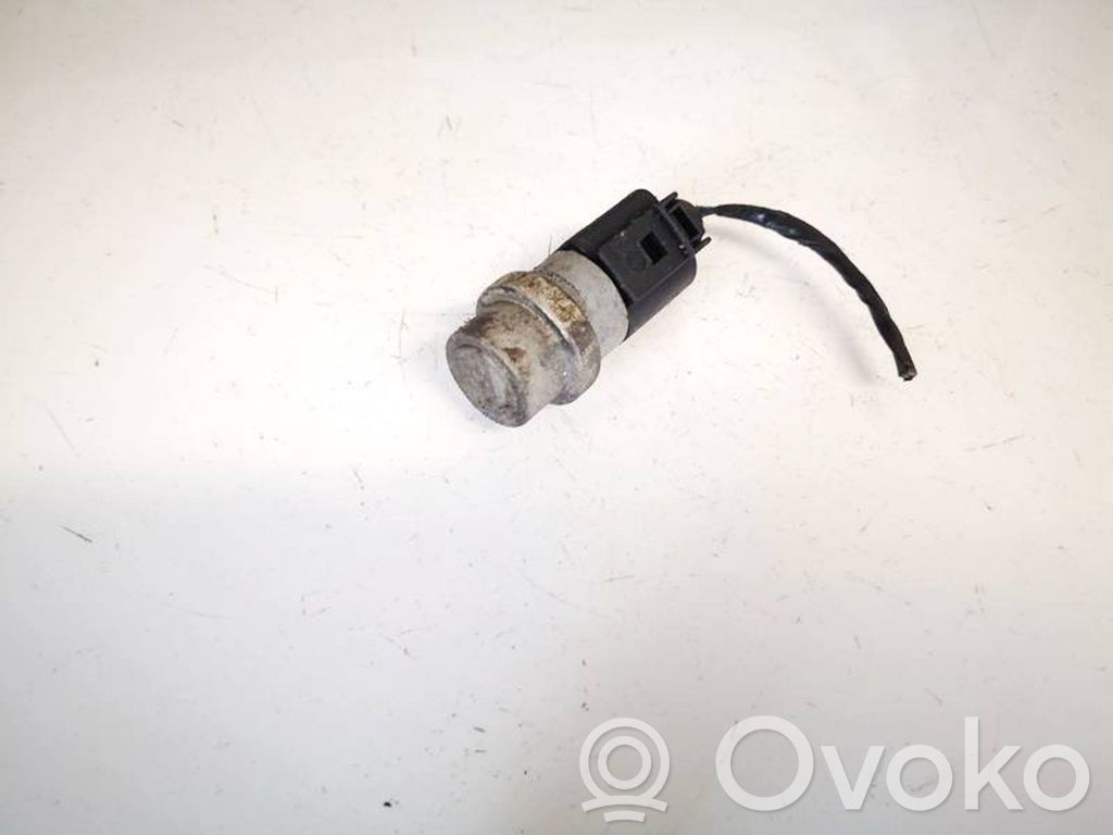 Volkswagen Golf IV Sensore temperatura del liquido di raffreddamento