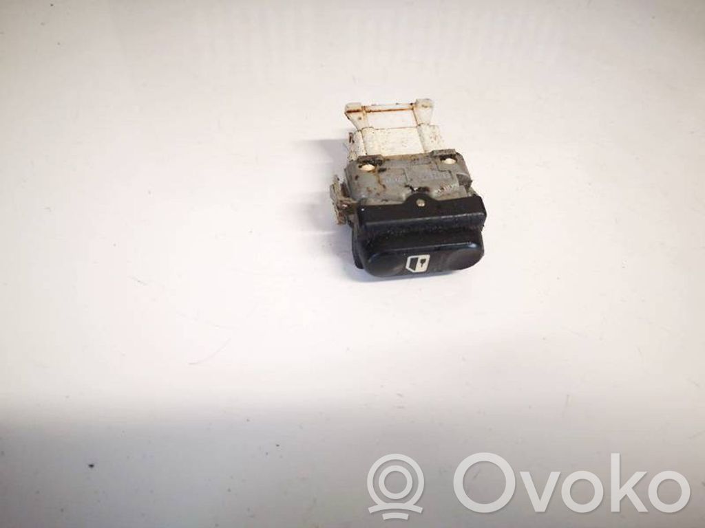 Nissan Qashqai Buton comutator închidere centralizată 