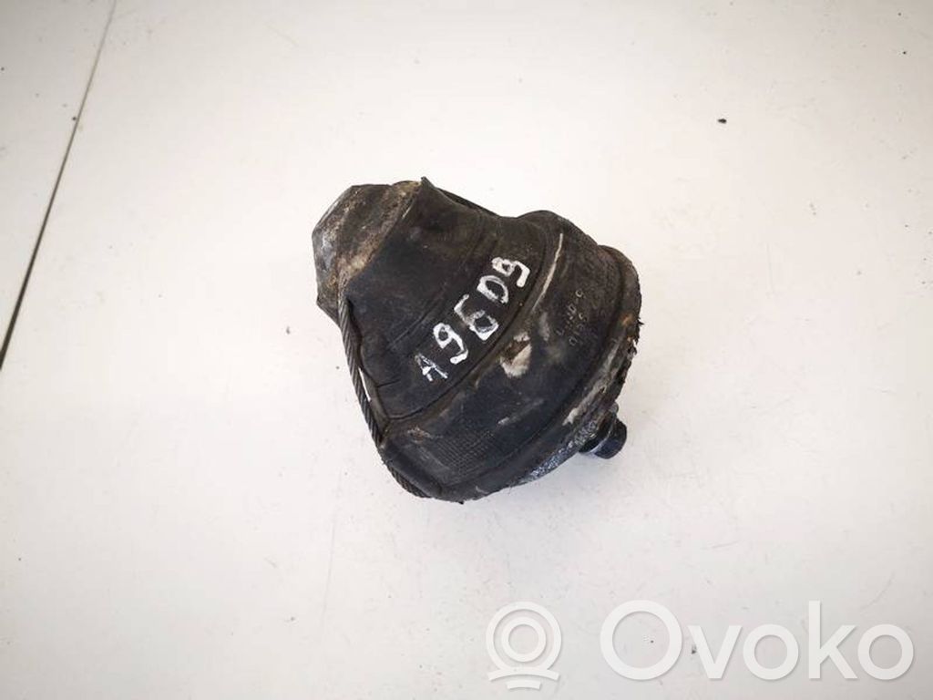 Volvo S70 V70 V70 XC Moottorin kiinnikekorvake