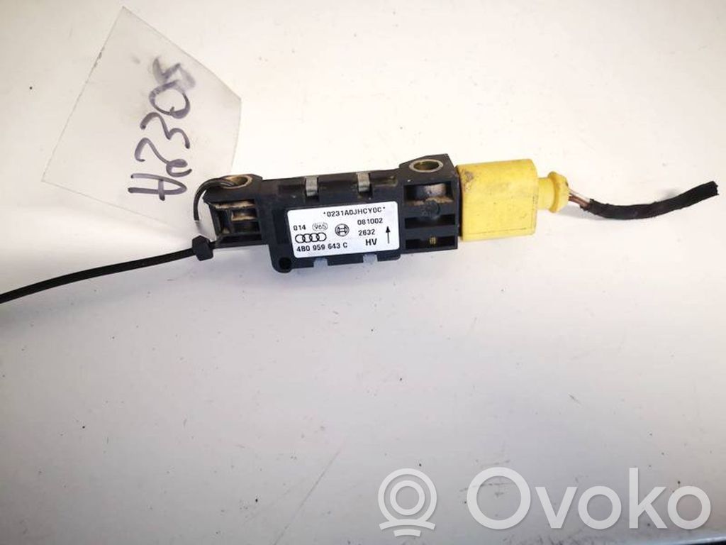 Audi A6 S6 C5 4B Senzor impact/declanșare airbag