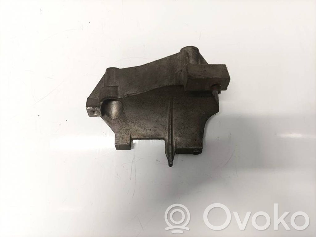 Saab 9-5 Suport motor 