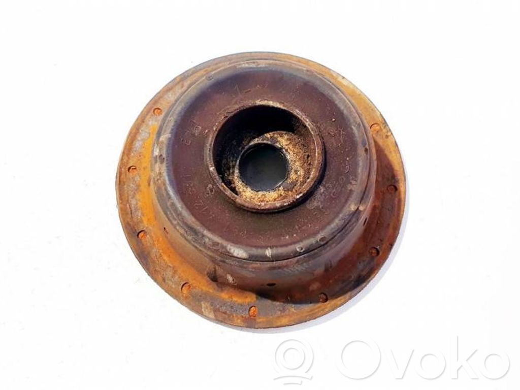 Coil spring mount   191412331,191412331