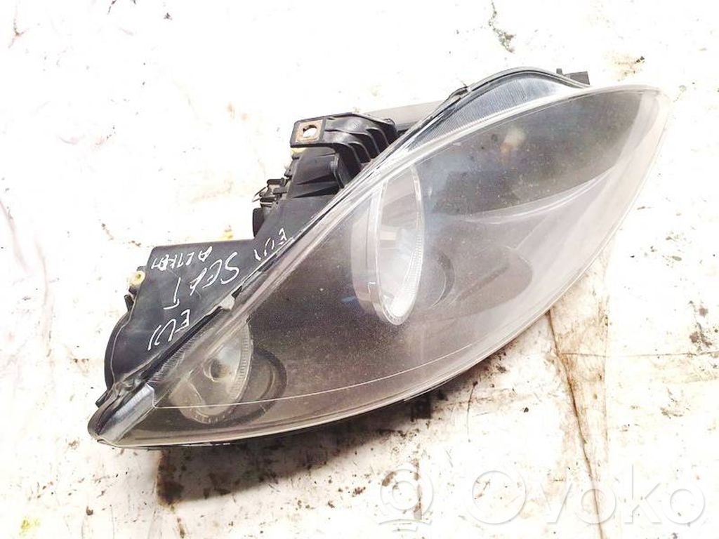 Seat Leon (1P) Lampa przednia 