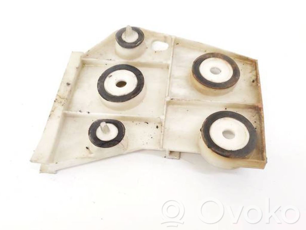 Volvo S70  V70  V70 XC Staffa di rinforzo montaggio del paraurti posteriore 