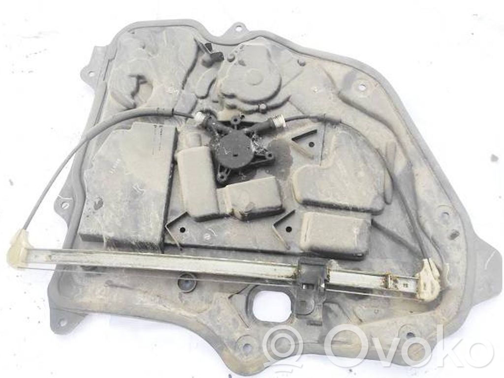 Mazda 5 Regulador con motor de la ventanilla de la puerta corredera