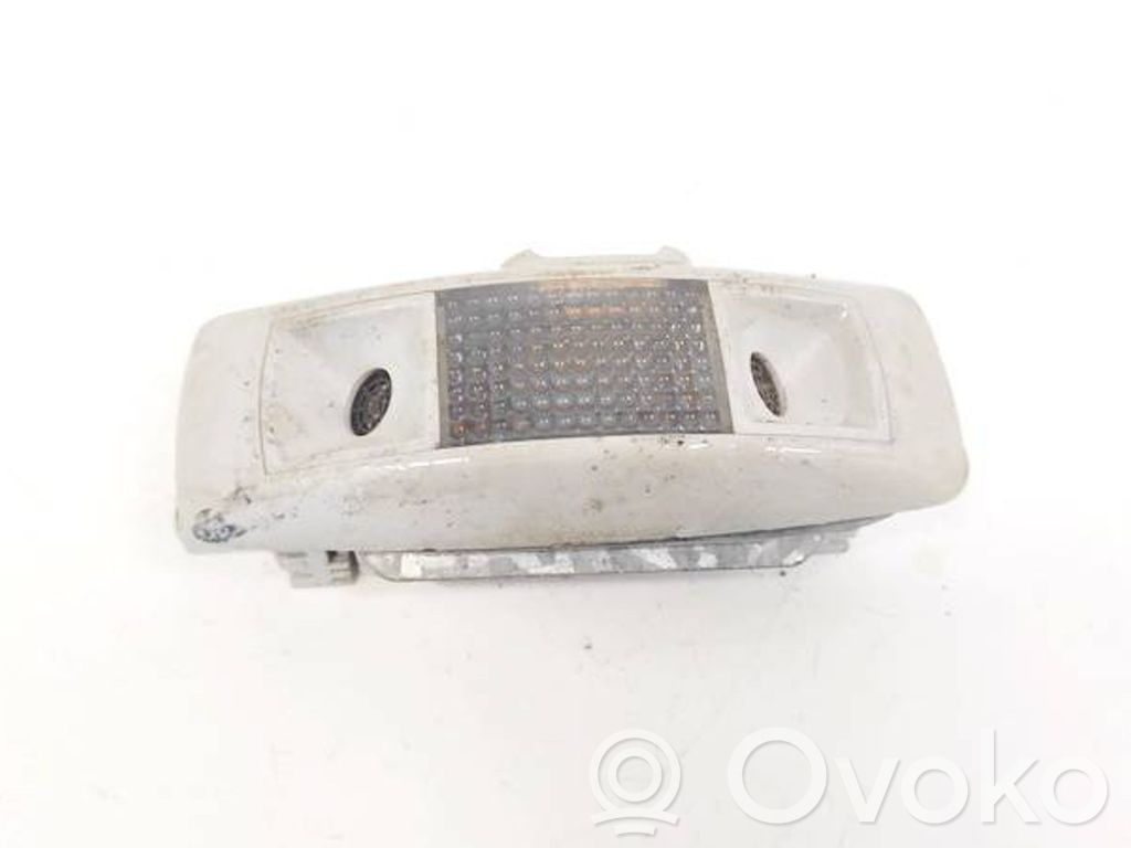 Skoda Octavia Mk1 (1U) Takaistuimen valo 