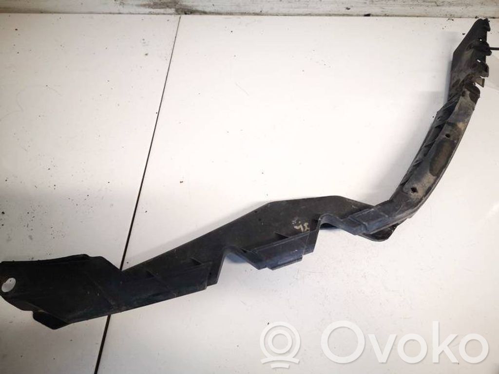 Skoda Octavia Mk2 (1Z) Staffa di rinforzo montaggio del paraurti anteriore 
