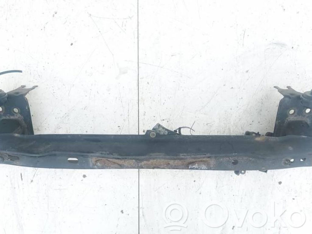 Chevrolet Epica Traverse de pare-chocs avant