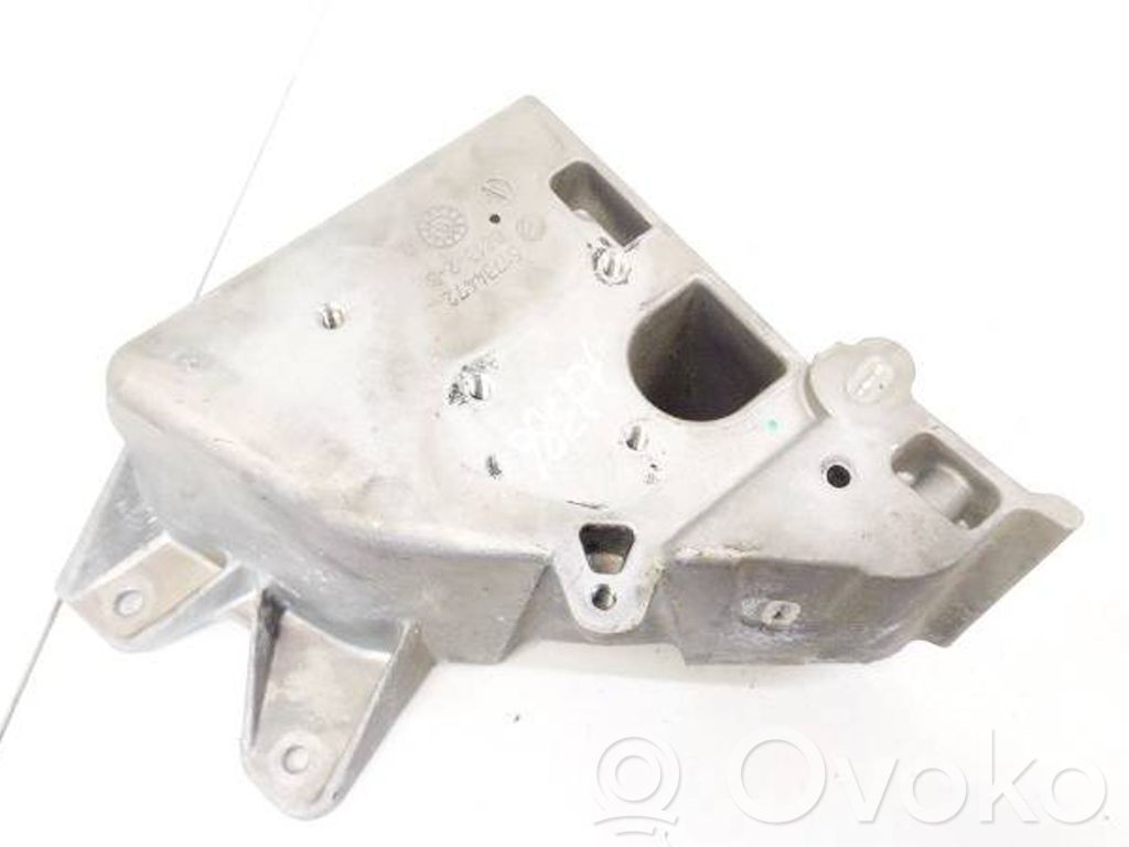 Engine mounting bracket   51734472,B813,51734472,B813