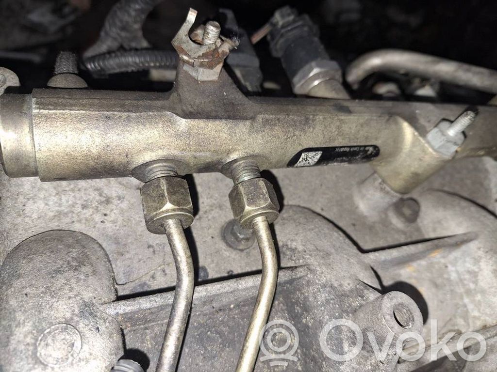 Jeep Liberty Listwa wtryskowa 