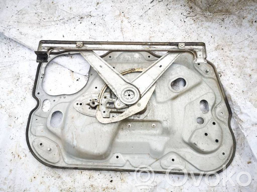 Ford Focus Alzacristalli del portellone scorrevole con motorino 